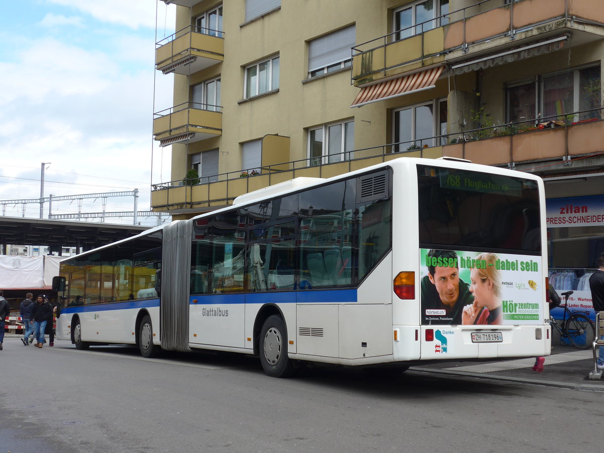 (170'003) - Welti-Furrer, Bassersdorf - Nr. 96/ZH 718'196 - Mercedes am 14. April 2016 beim Bahnhof Z�rich-Oerlikon