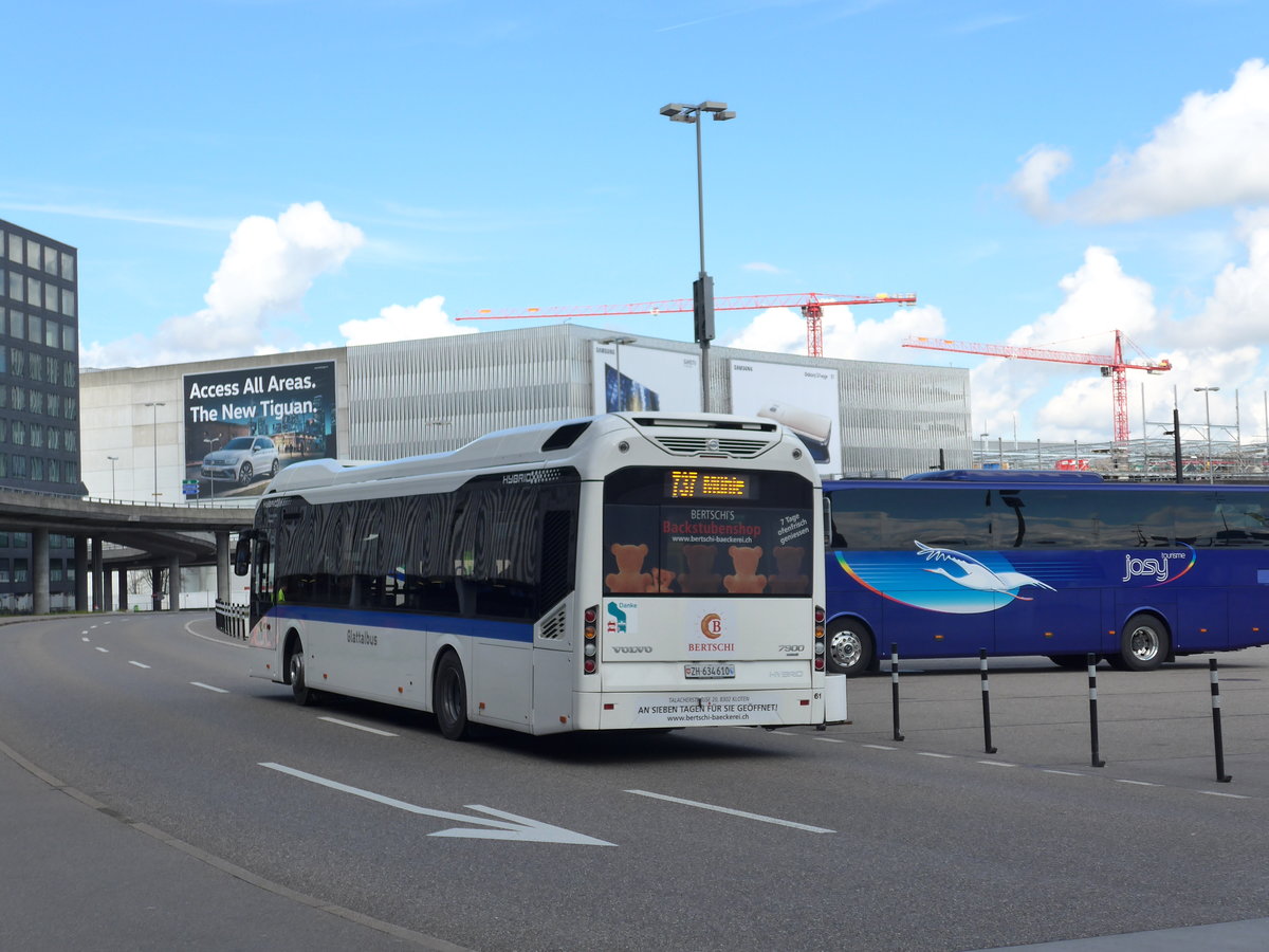 (170'033) - Welti-Furrer, Bassersdorf - Nr. 61/ZH 634'610 - Volvo am 14. April 2016 in Z�rich, Flughafen