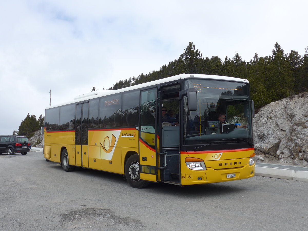 (170'896) - Terretaz, Zernez - GR 26'201 - Setra am 16. Mai 2016 auf dem Ofenpass, S�som Giv�