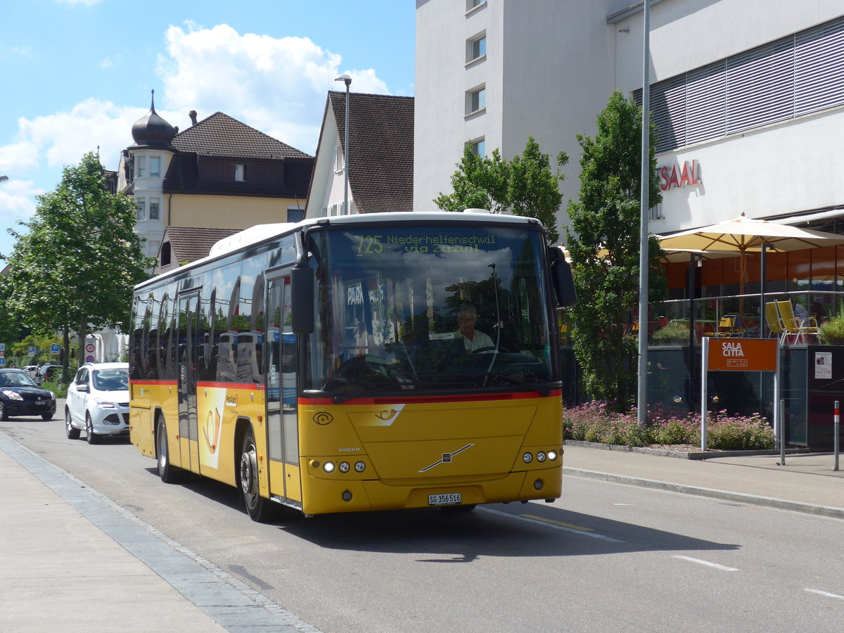 (172'665) - Schmidt, Oberb�ren - SG 356'516 - Volvo (ex PostAuto Ostschweiz) am 27. Juni 2016 beim Bahnhof Wil