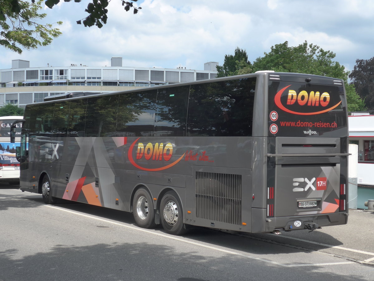 (173'358) - Domo, Glattbrugg - SG 373'982 - Van Hool am 26. Juli 2016 bei der Schiffl�ndte Thun