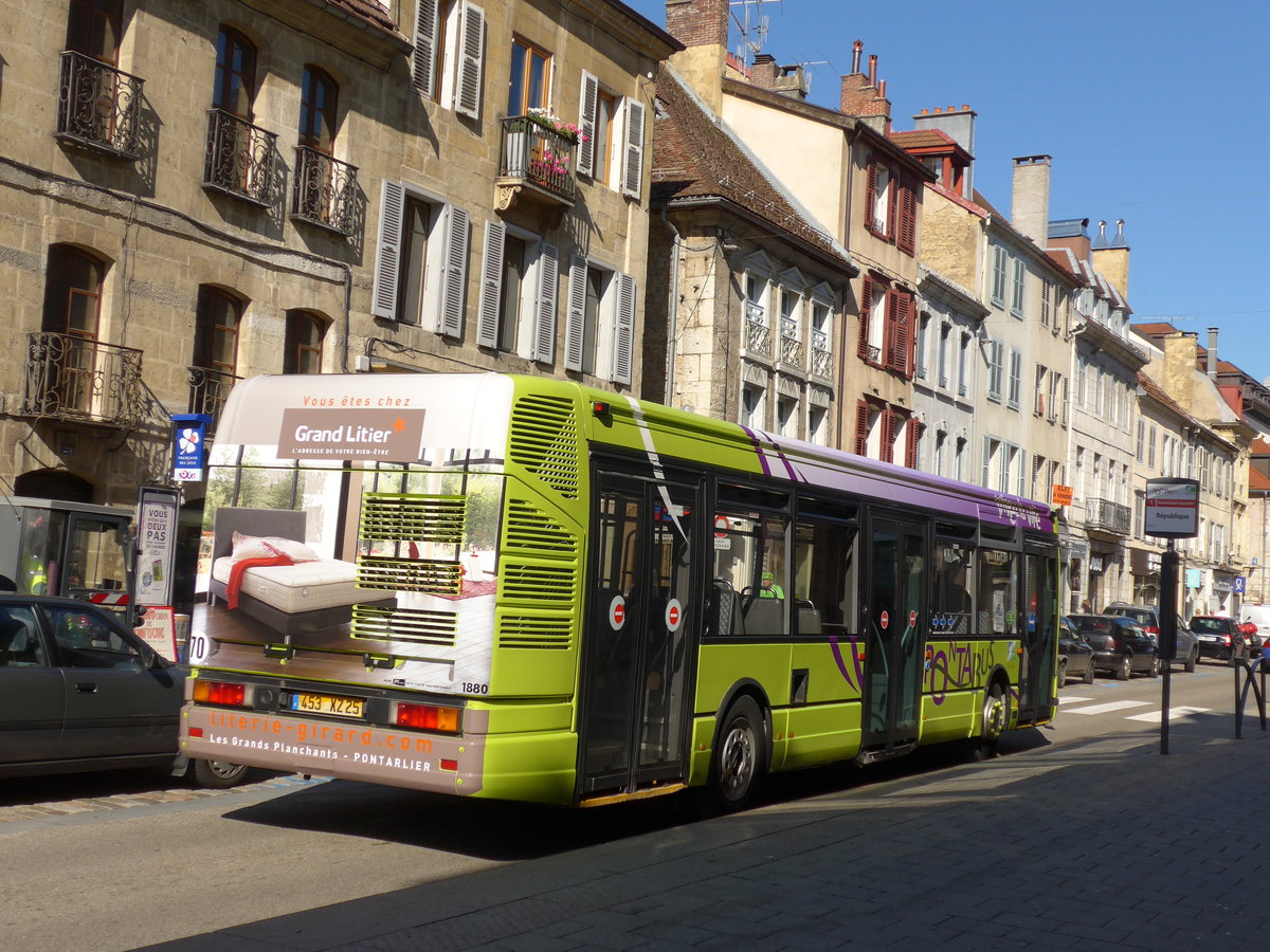 (173'560) - Keolis, Besan�on - Nr. 1880/453 XS 25 - Renault am 1. August 2016 in Pontarlier, R�publique
