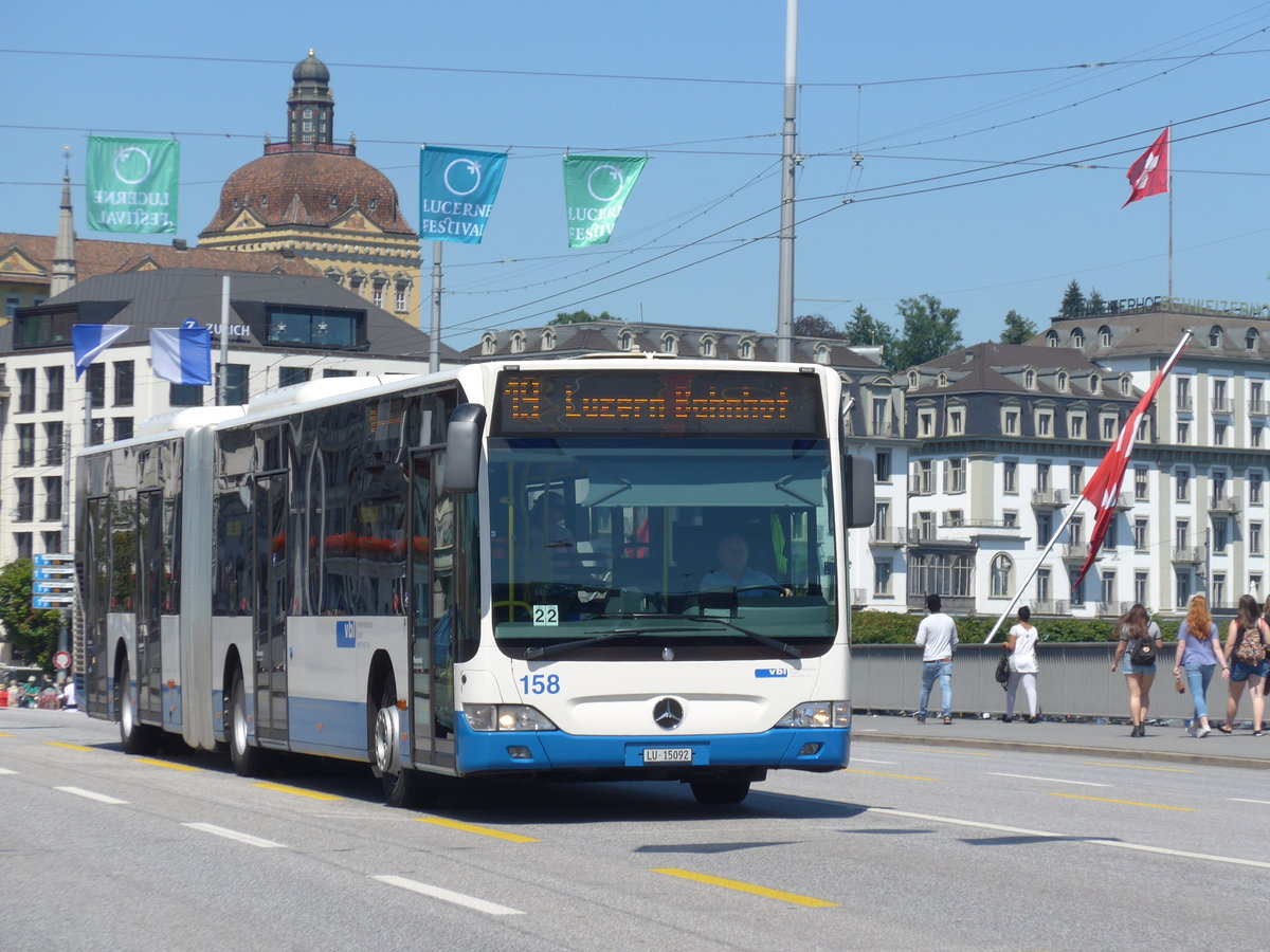 (173'813) - VBL Luzern - Nr. 158/BE 15'092 - Mercedes am 8. August 2016 in Luzern, Bahnhofbr�cke