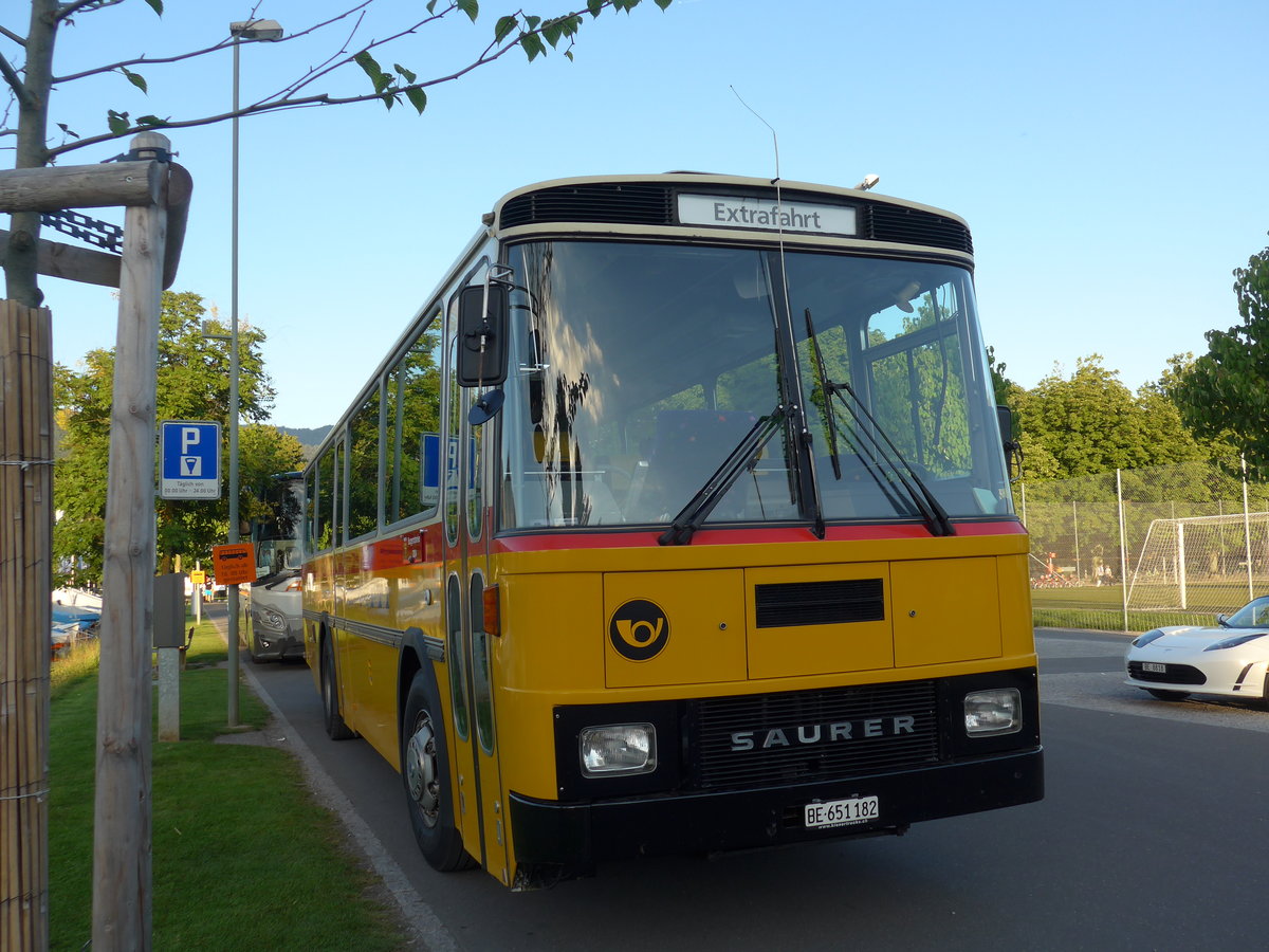 (173'896) - Bernair, M�nsingen - BE 651'182 - Saurer/T�scher (ex Schebath, Lauerz; ex Albin, F�llanden; ex Heim, Flums) am 13. August 2016 in Thun, Strandbad