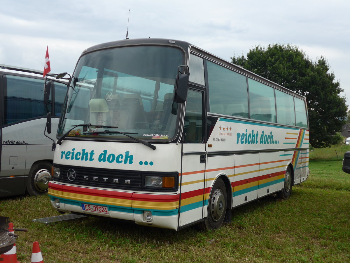 (173'969) - reicht doch... - ES 07'524 - Setra am 20. August 2016 in B�singen, Bahnhof