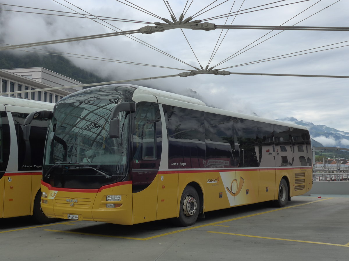 (174'124) - PostAuto Graub�nden - GR 162'986 - MAN am 21. August 2016 in Chur, Postautostation