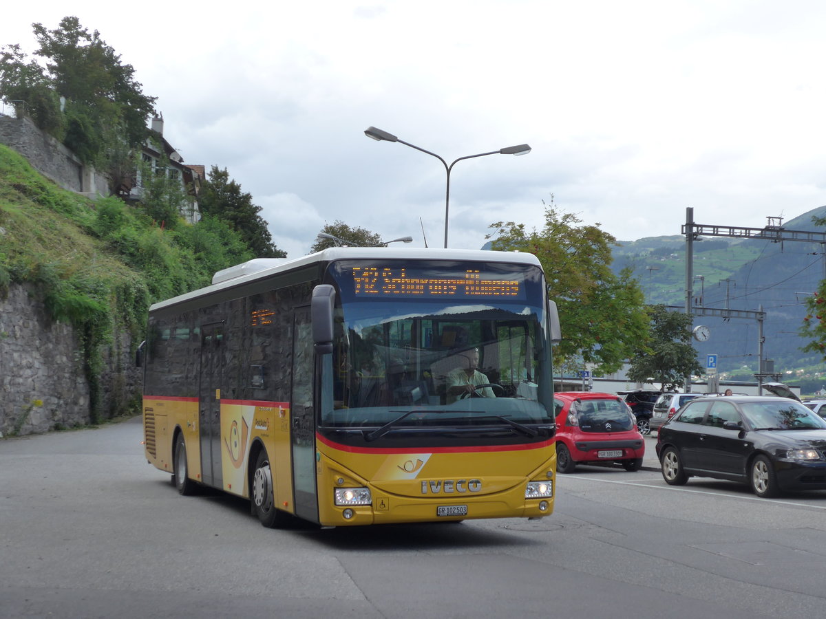 (174'261) - PostAuto Graub�nden - GR 102'503 - Iveco am 21. August 2016 in Thusis, Postautostation