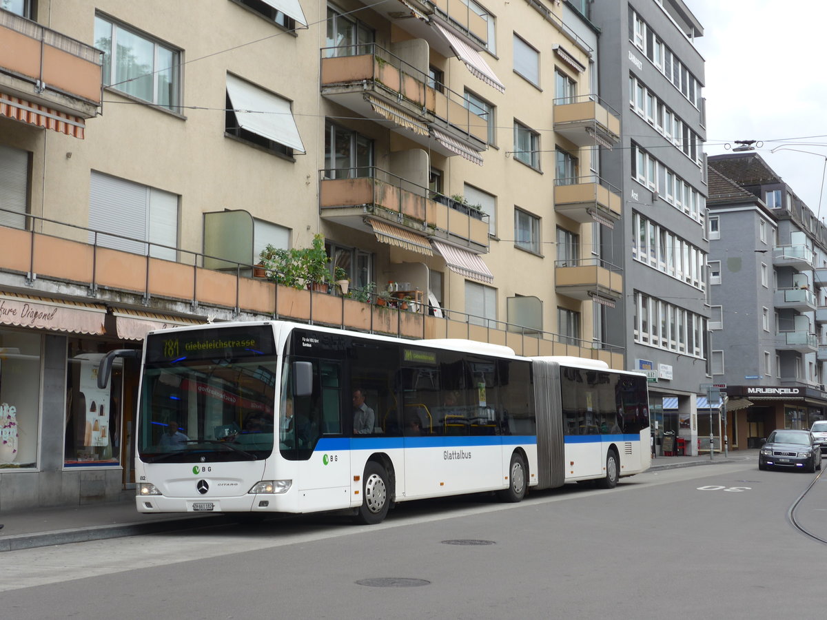 (174'635) - Welti-Furrer, Bassersdorf - Nr. 82/ZH 661'182 - Mercedes am 5. September 2016 beim Bahnhof Z�rich-Oerlikon