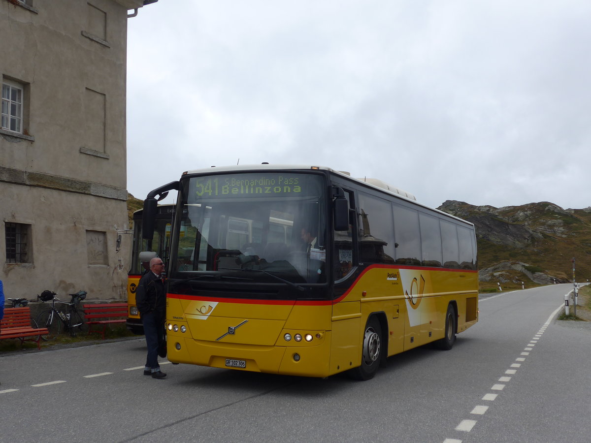 (174'959) - PostAuto Graub�nden - GR 102'306 - Volvo am 18. September 2016 in San Bernardino, Ospizio