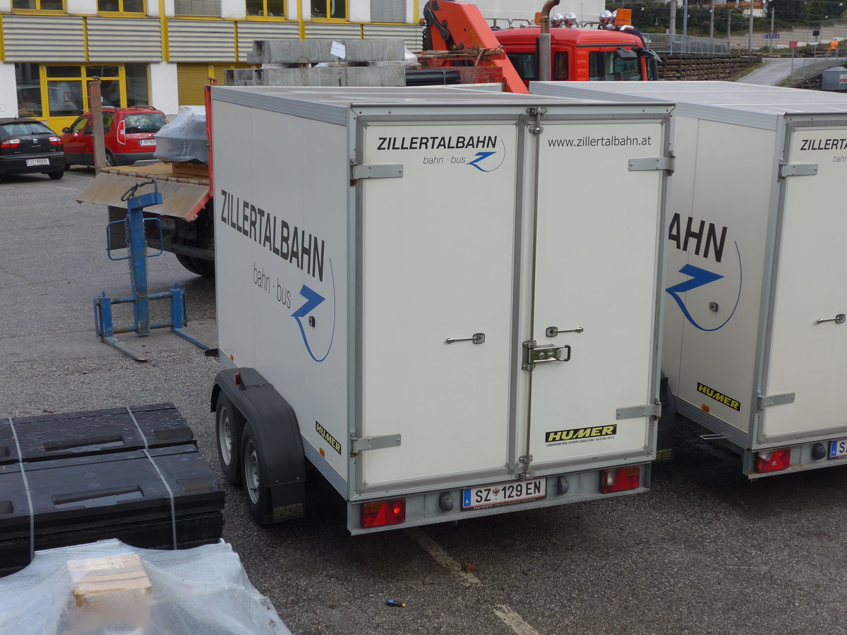 (176'014) - ZVB Jenbach - SZ 129 EN - Humer Gep�ckanh�nger am 20. Oktober 2016 in Jenbach, Garage