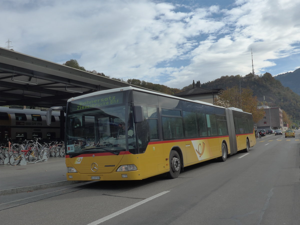 (176'293) - PostAuto Ostschweiz - TG 197'909 - Mercedes (ex Eruobus, Arbon Nr. 10) am 23. Oktober 2016 beim Bahnhof Ziegelbr�cke