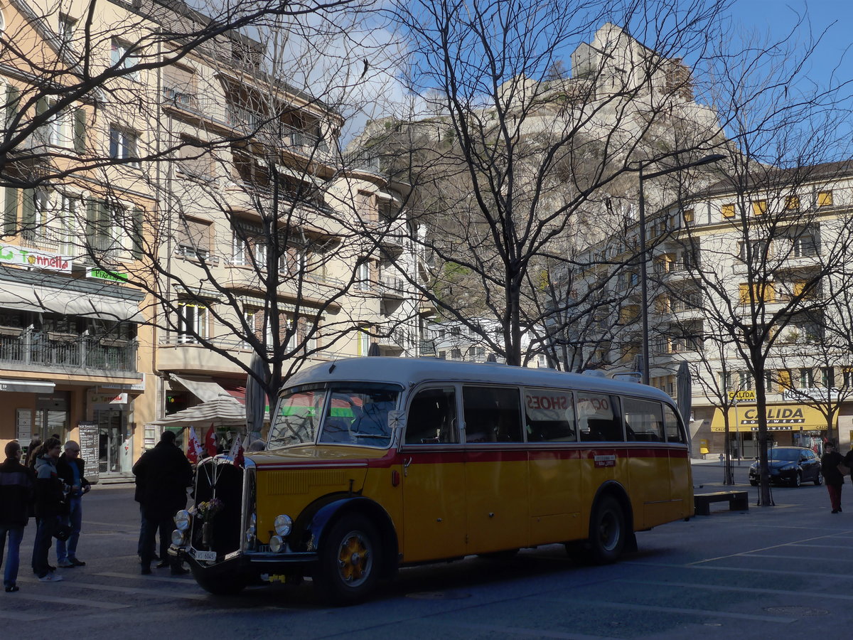 (176'594) - Suter, Savi�se - VS 6045 - Berna/Lauber (ex Kuonen, Leuk; ex Dubuis, Savi�se) am 12. November 2016 in Sion, Place du Midi