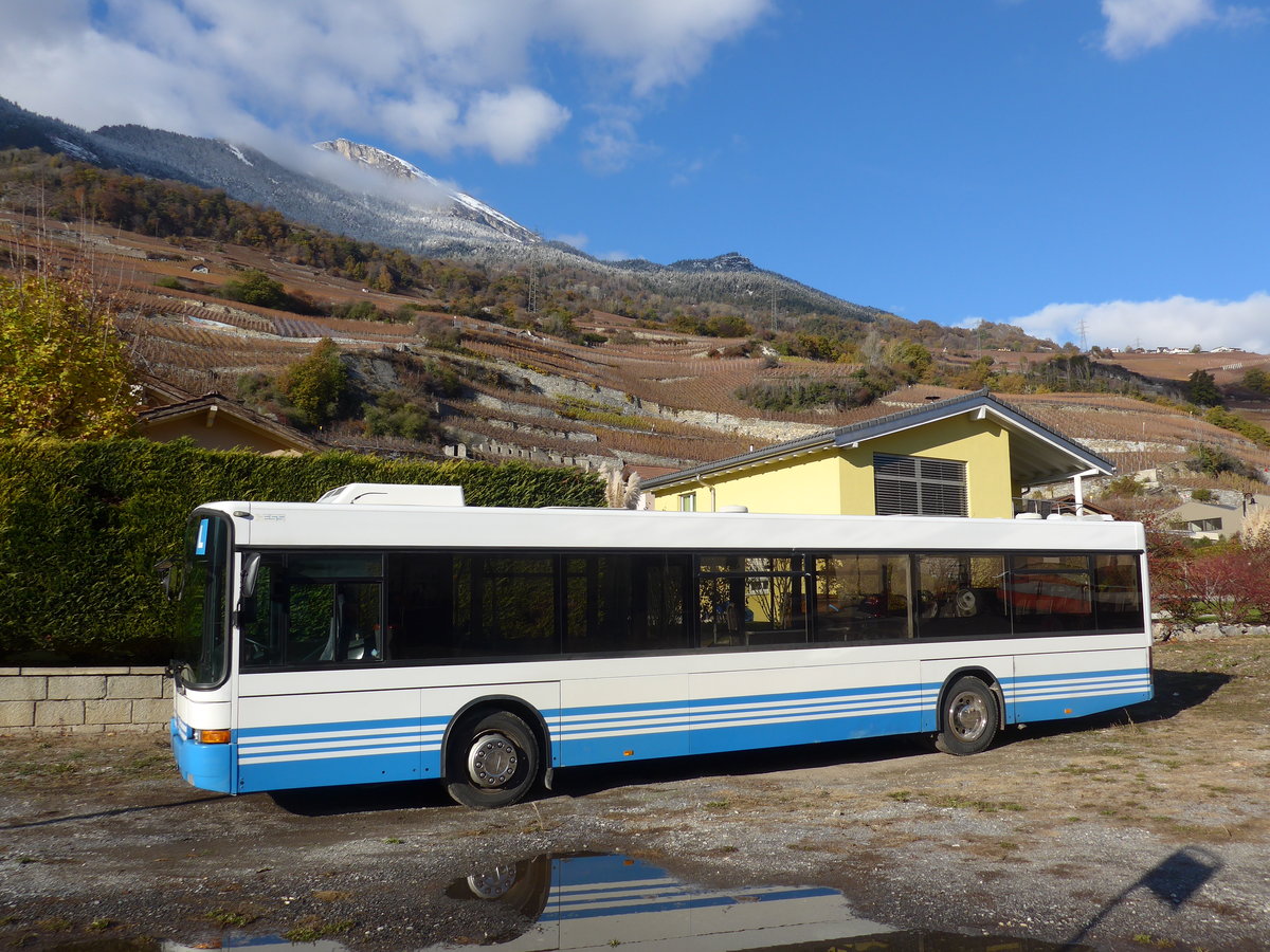 (176'618) - ??? - VS 55'899 - Volvo/Hess (ex RTB Altst�tten Nr. 61; ex WilMobil, Wil Nr. 244; ex RTB Altst�tten Nr. 34) am 12. November 2016 in V�troz, Post