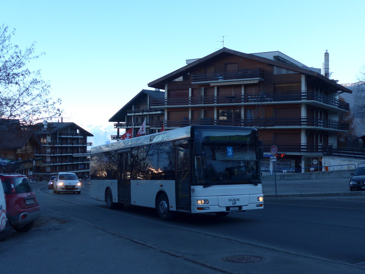 (177'247) - Lathion, Sion - Nr. 19/VS 197'617 - MAN/G�ppel (ex Fr�hlich, Z�rich Nr. 54) am 18. Dezember 2016 in Haute-Nendaz, T�l�cabine