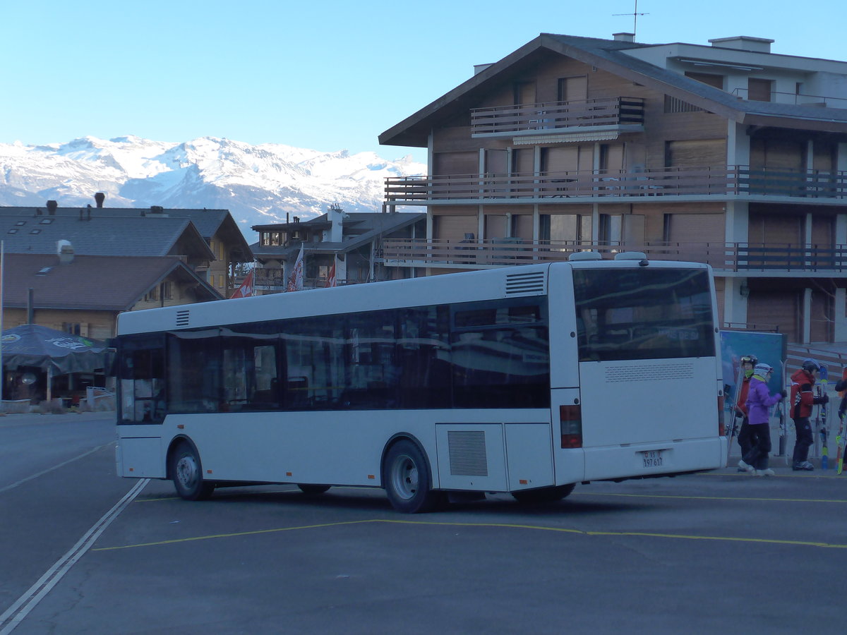 (177'252) - Lathion, Sion - Nr. 19/VS 197'617 - MAN/G�ppel (ex Fr�hlich, Z�rich Nr. 54) am 18. Dezember 2016 in Haute-Nendaz, T�l�cabine