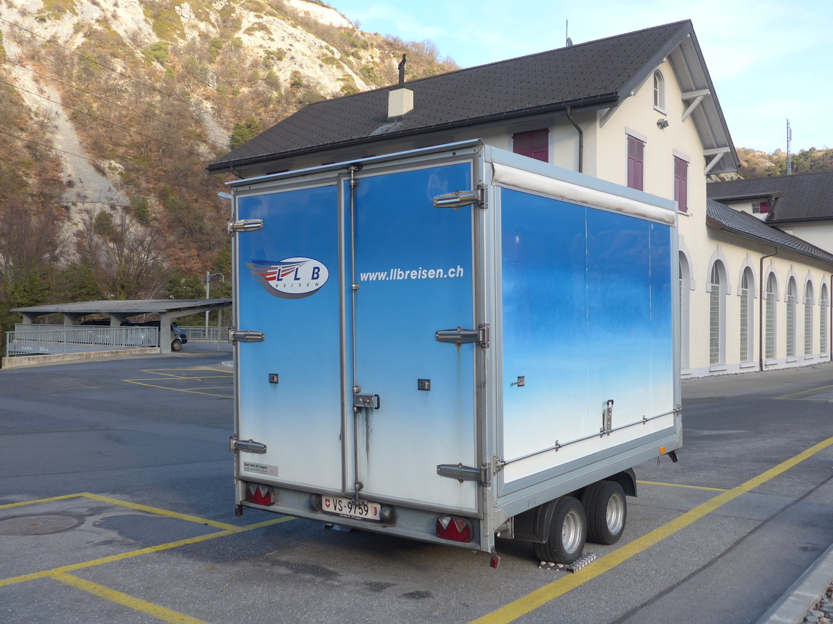(177'396) - LLB Susten - VS 9759 - Aebi Gep�ckanh�nger am 26. Dezember 2016 in Leuk, Garage