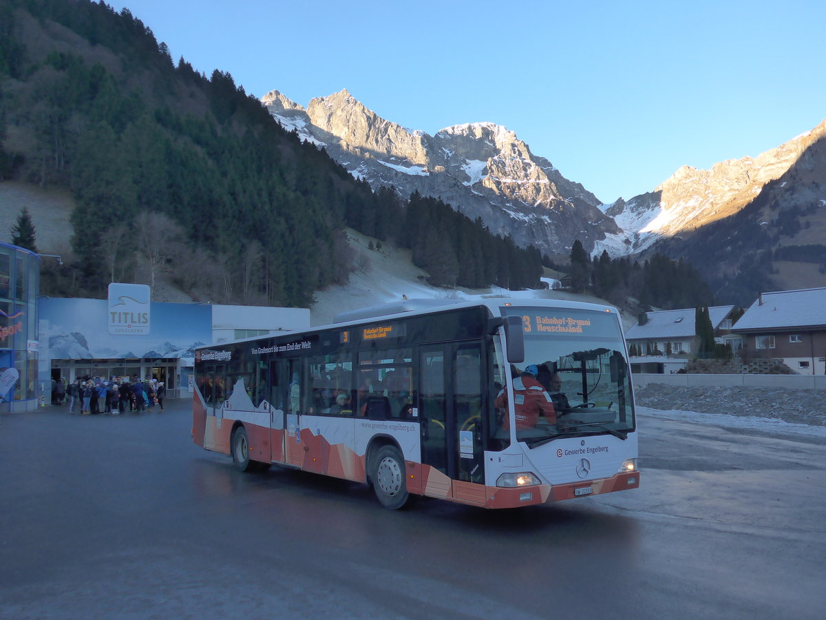 (177'434) - EAB Engelberg - Nr. 8/OW 22'333 - Mercedes (ex Ming, Sils-Maria; ex Vorf�hrwagen EvoBus, D-Mannheim) am 30. Dezember 2016 in Engelberg, Titlisbahnen
