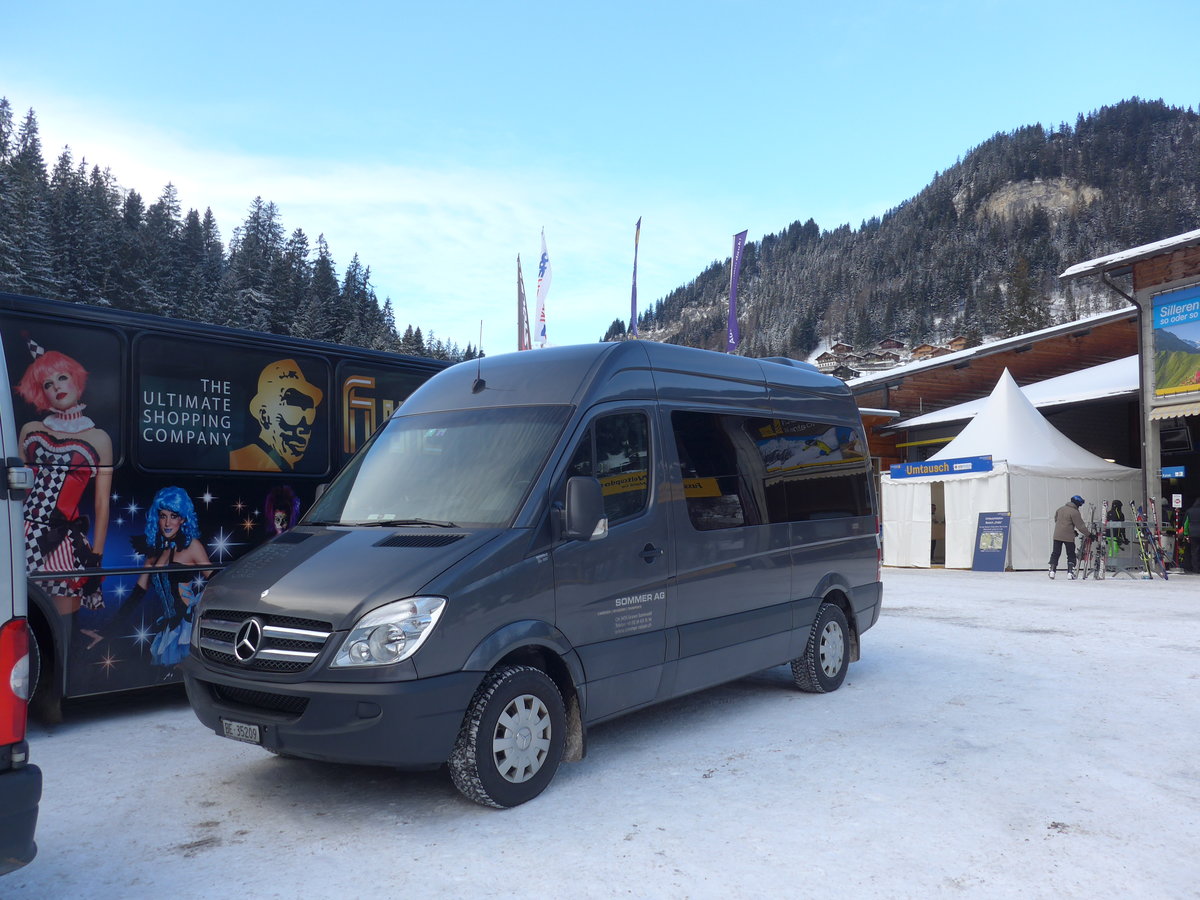 (177'749) - Sommer, Gr�nen - BE 25'209 - Mercedes am 7. Janaur 2017 in Adelboden, ASB