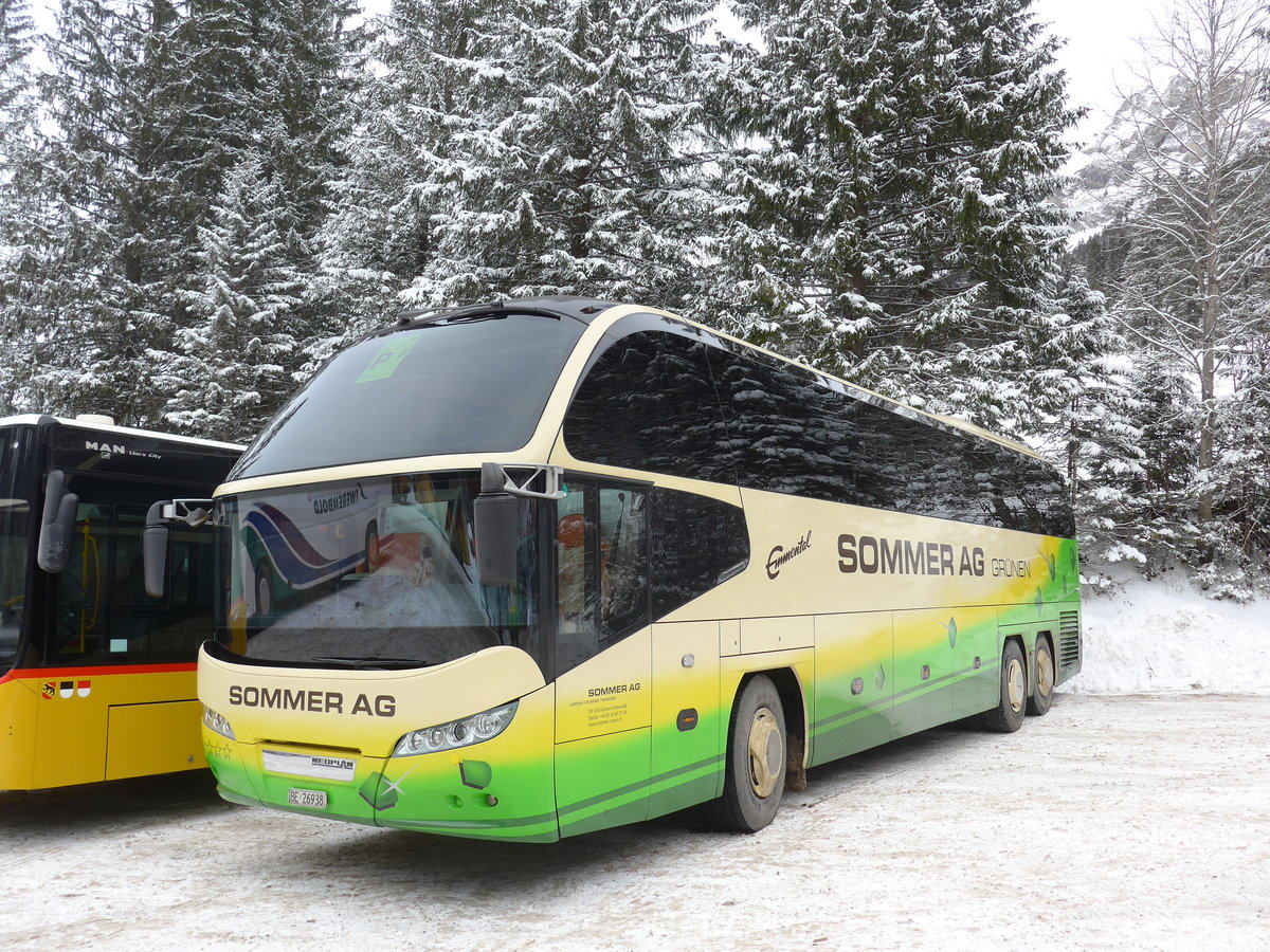 (177'863) - Sommer, Gr�nen - BE 26'938 - Neoplan am 7. Januar 2017 in Adelboden, Unter dem Birg