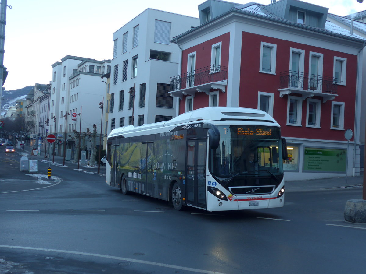 (178'078) - BS Sierre - VS 133'228 - Volvo am 21. Januar 2017 in Sierre, H�tel de Ville CFF