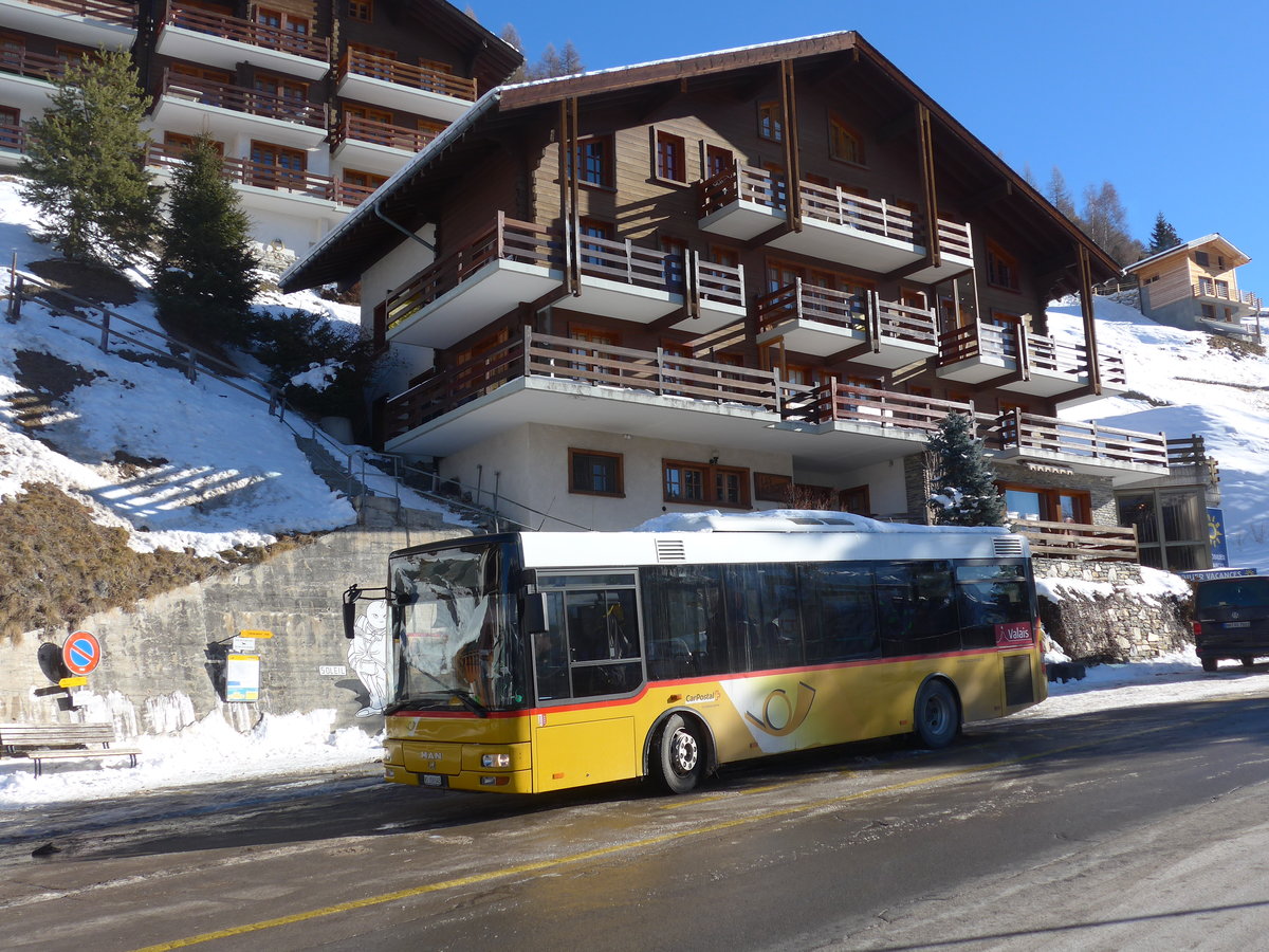 (178'111) - PostAuto Wallis - Nr. 28/VS 358'045 - MAN/G�ppel (ex TSAR, Sierre; ex Epiney, Ayer; ex Dupraz, Soral Nr. 53; ex TourisCar, Gen�ve Nr. 900) am 21. Januar 2017 in St-Luc, Post