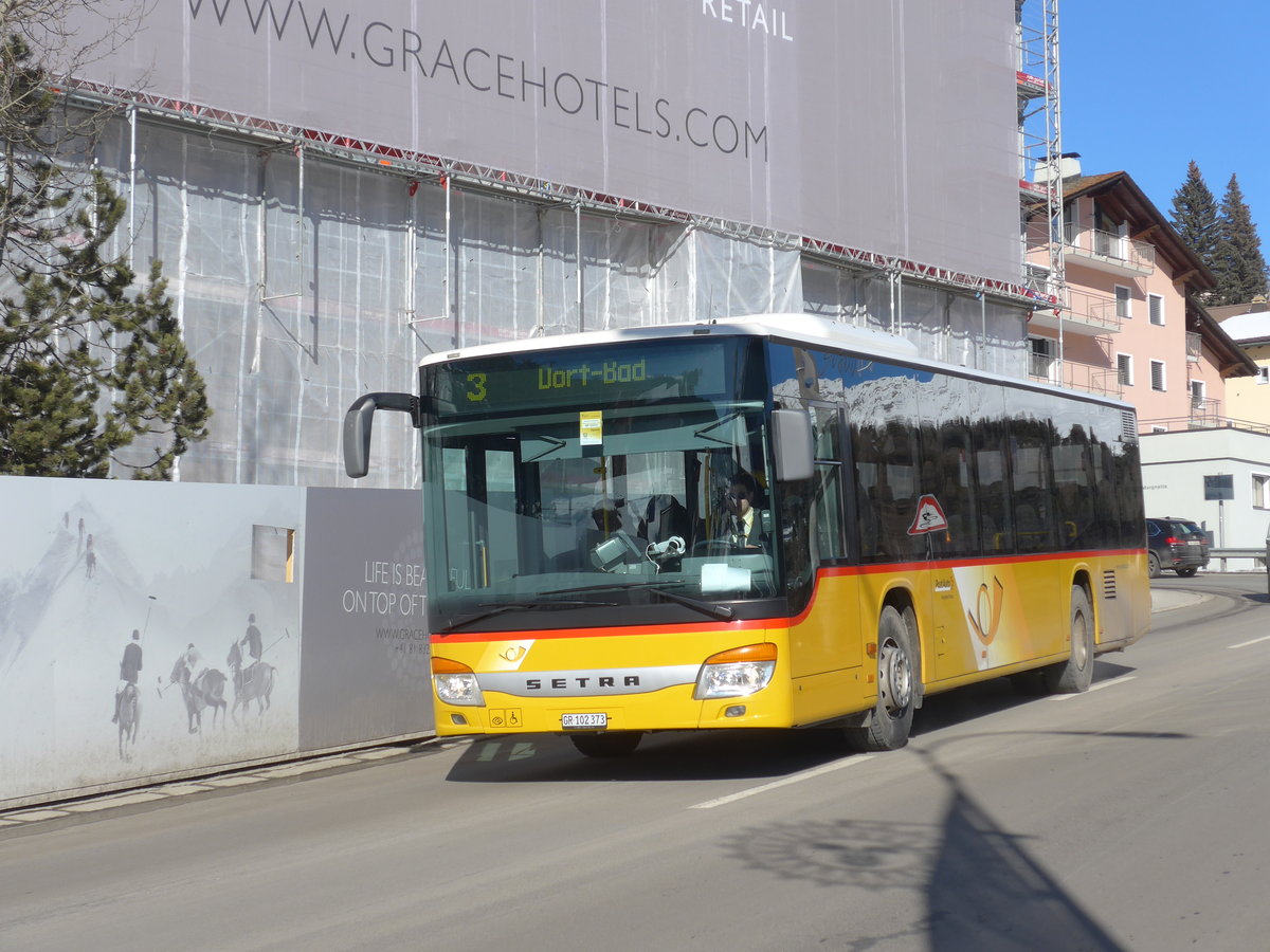 (178'640) - PostAuto Graub�nden - GR 102'373 - Setra am 18. Februar 2017 beim Bahnhof St. Moritz