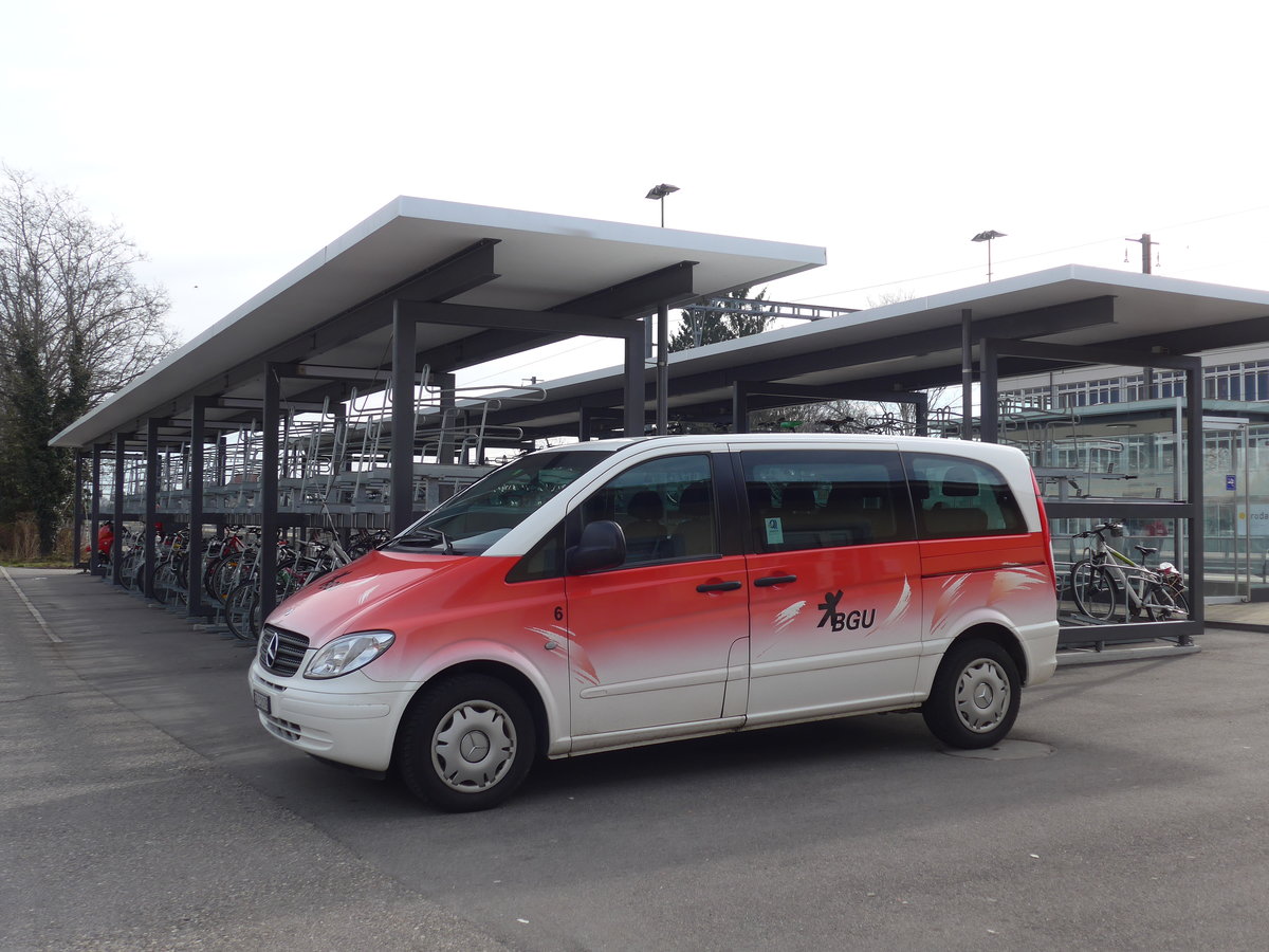 (178'802) - BGU Grenchen - Nr. 6/SO 132'076 - Mercedes am 4. M�rz 2017 beim Bahnhof Grenchen S�d