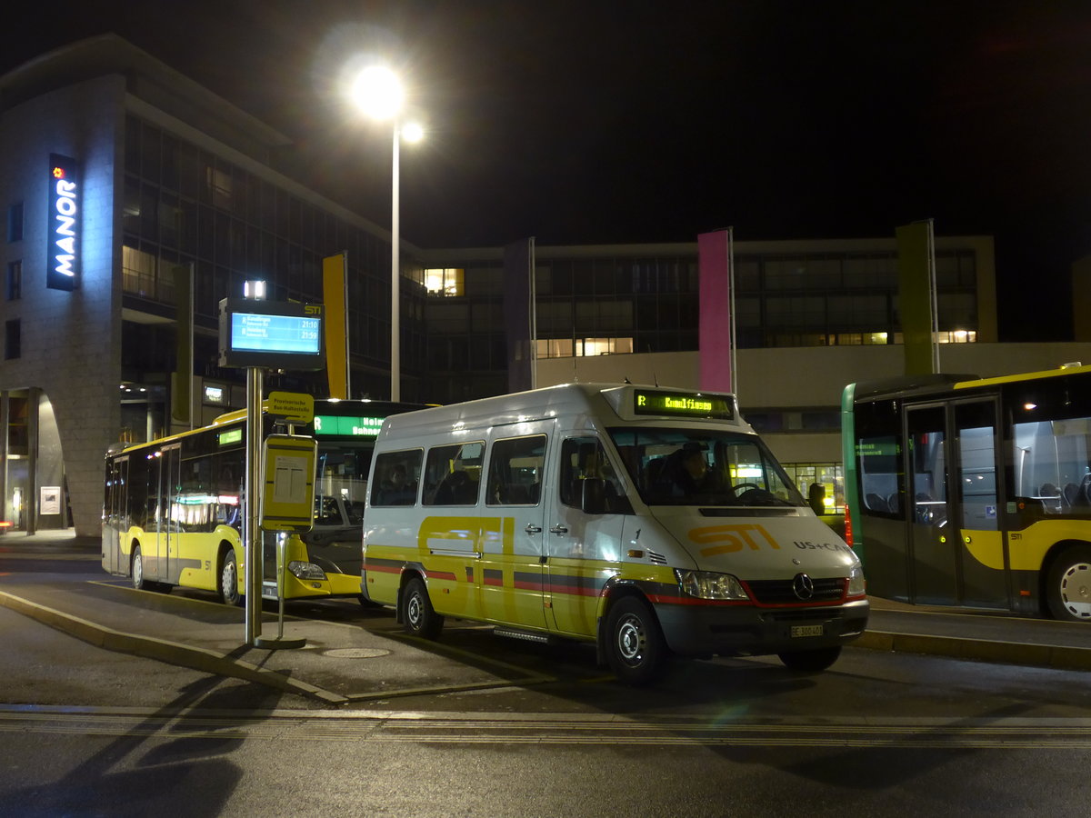 (178'839) - STI Thun - Nr. 1/BE 300'401 - Mercedes am 4. M�rz 2017 beim Bahnhof Thun