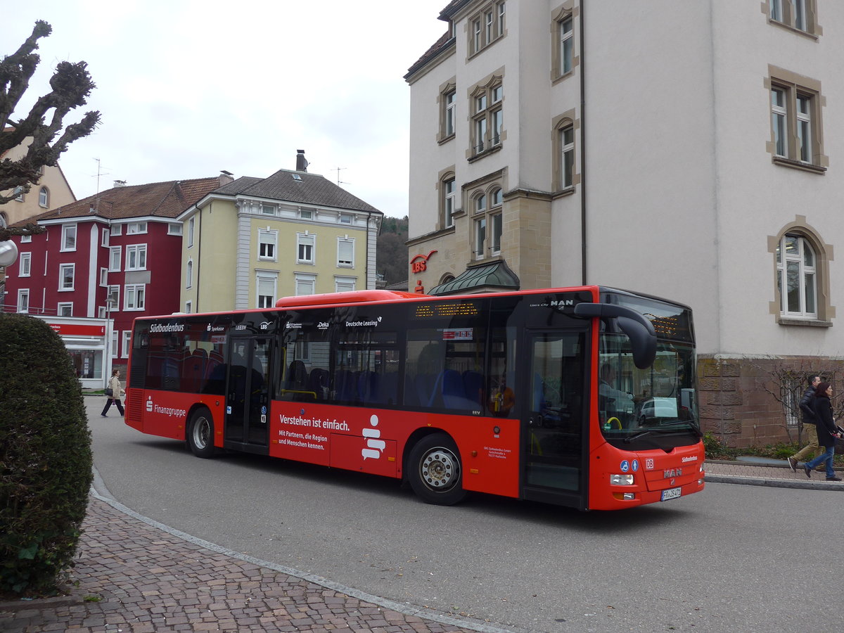 (179'015) - SBG Freiburg - FR-JS 471 - MAN am 20. M�rz 2017 beim Bahnhof Waldshut