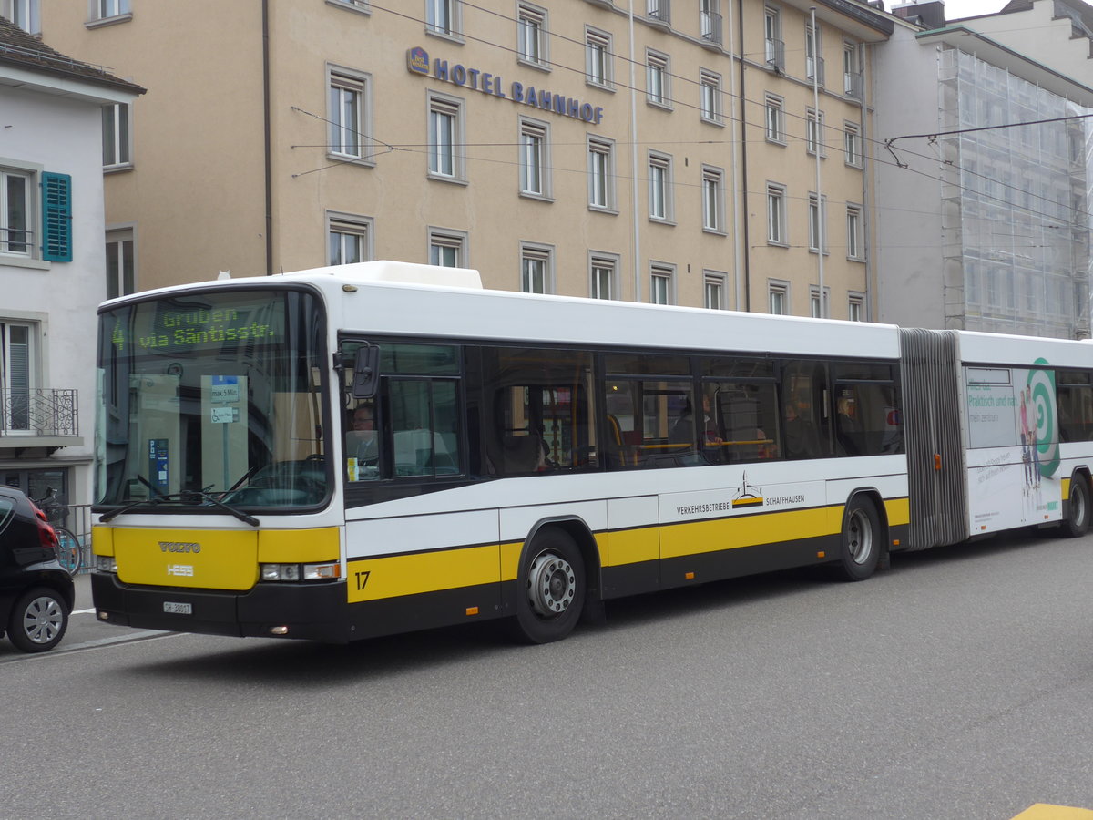 (179'050) - VBSH Schaffhausen - Nr. 17/SH 38'017 - Volvo/Hess am 20. M�rz 2017 beim Bahnhof Schaffhausen