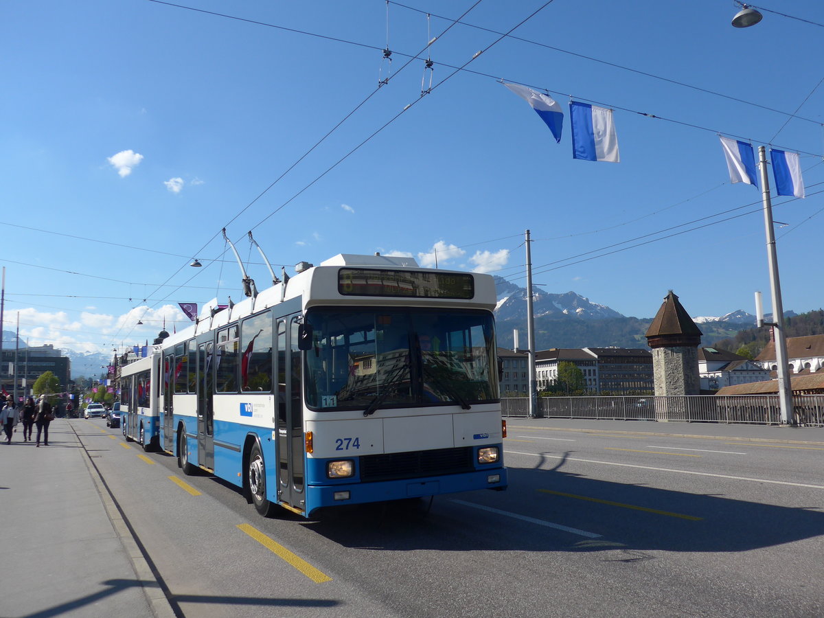 (179'456) - VBL Luzern - Nr. 274 - NAW/R&J-Hess Trolleybus am 10. April 2017 in Luzern, Bahnhofbr�cke