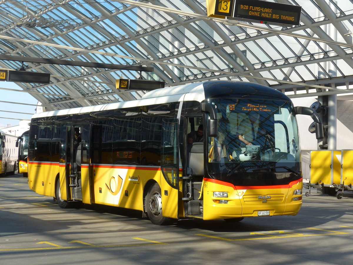 (179'539) - PostAuto Graub�nden - GR 162'989 - MAN am 14. April 2017 in Chur, Postautostation