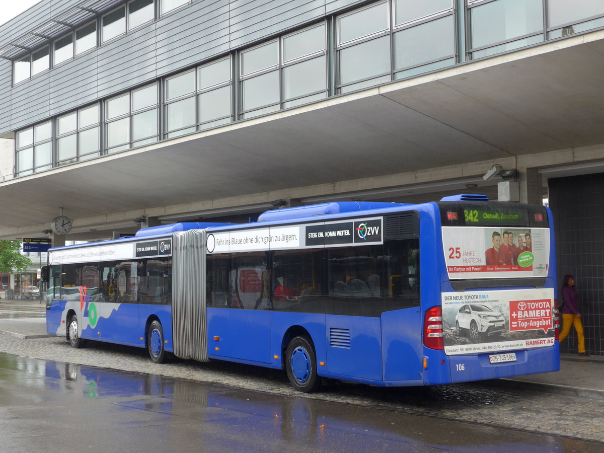 (179'638) - VZO Gr�ningen - Nr. 106/ZH 745'106 - Mercedes am 16. April 2017 beim Bahnhof Uster