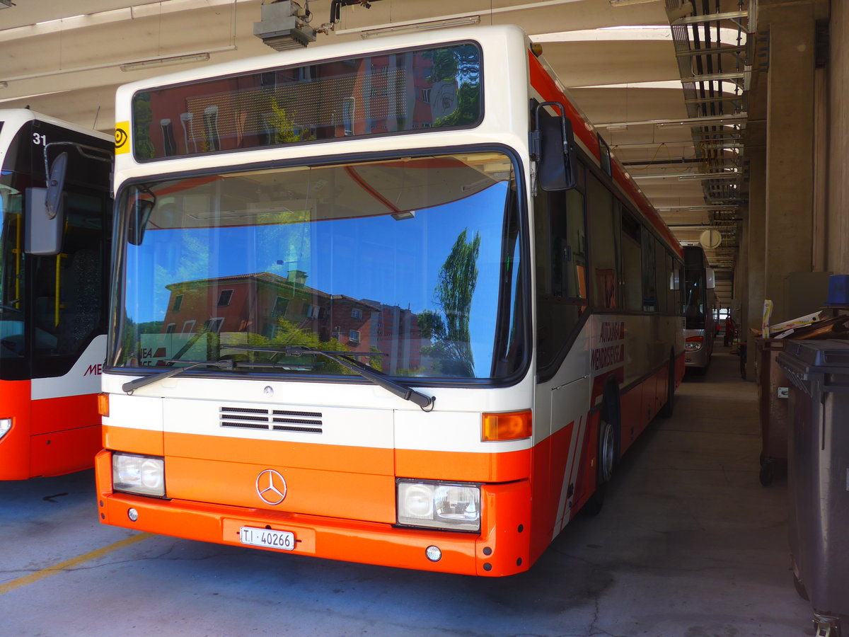 (180'064) - AMSA Chiasso - Nr. 6/TI 40'266 - Mercedes (ex Vorf�hrfahrzeug) am 13. Mai 2017 in Balerna, Rimessa