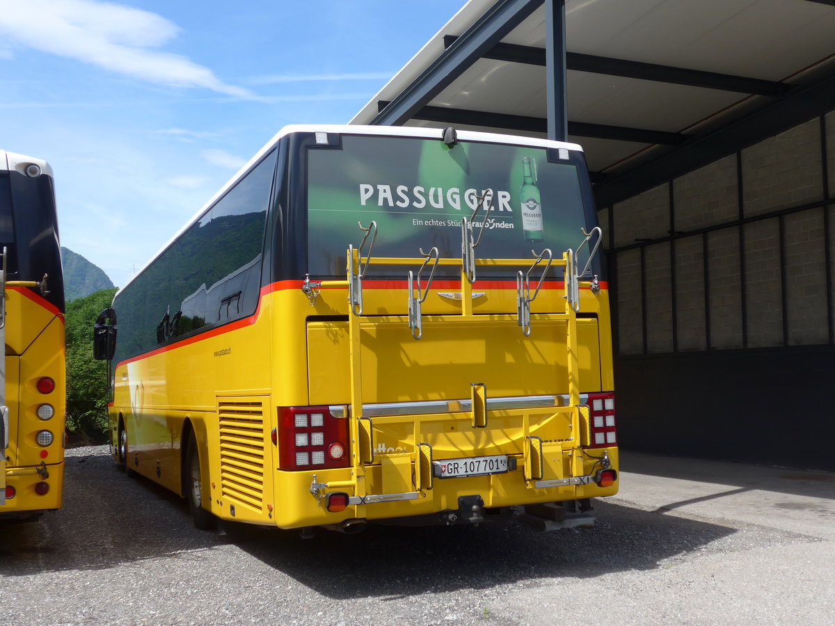 (180'514) - PostAuto Graub�nden - GR 107'701 - Van Hool am 23. Mai 2017 in Grono, Garage TpM
