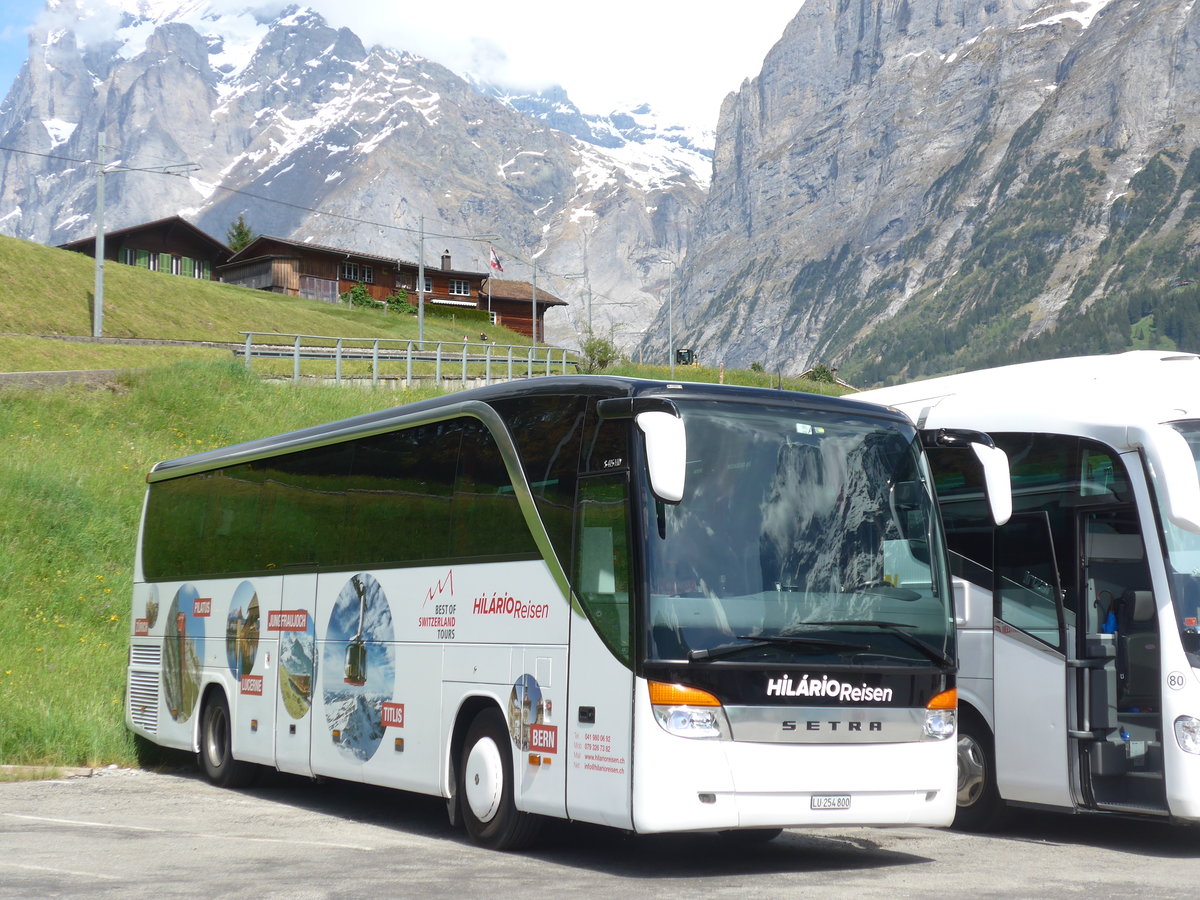 (180'745) - Hil�rio, Sch�rtz - LU 254'800 - Setra (ex Marti, Kallnach) am 24. Mai 2017 in Grindelwald, Grund