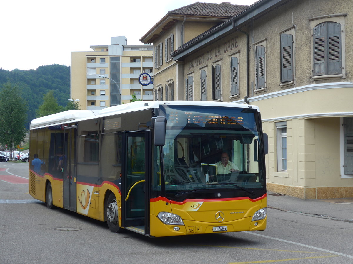 (181'052) - TSPG Saignel�gier - JU 24'203 - Mercedes am 12. Juni 2017 beim Bahnhof Tavannes