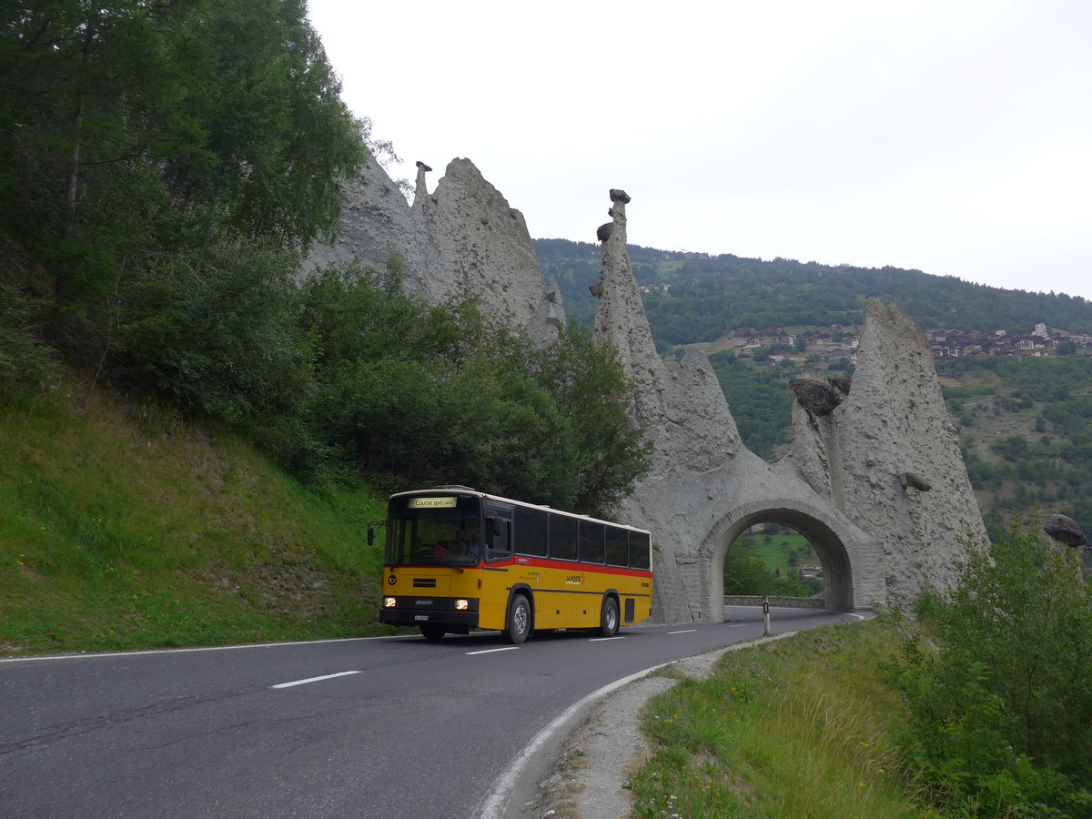 (181'819) - Oser, B�rchen - VS 93'575 - NAW/Lauber (ex Epiney, Ayer) am 9. Juli 2017 in Euseigne, Pyramides
