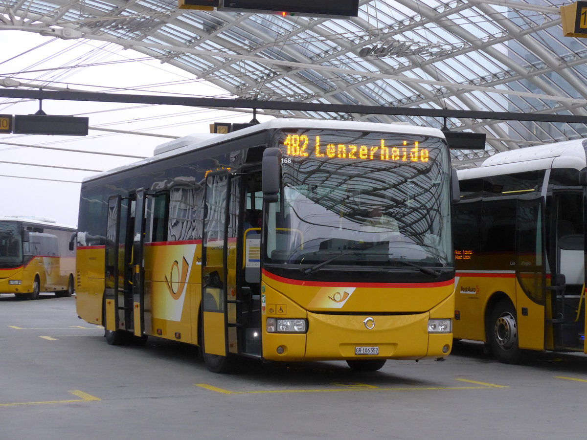 (182'230) - PostAuto Graub�nden - GR 106'552 - Irisbus am 24. Juli 2017 in Chur, Postautostation