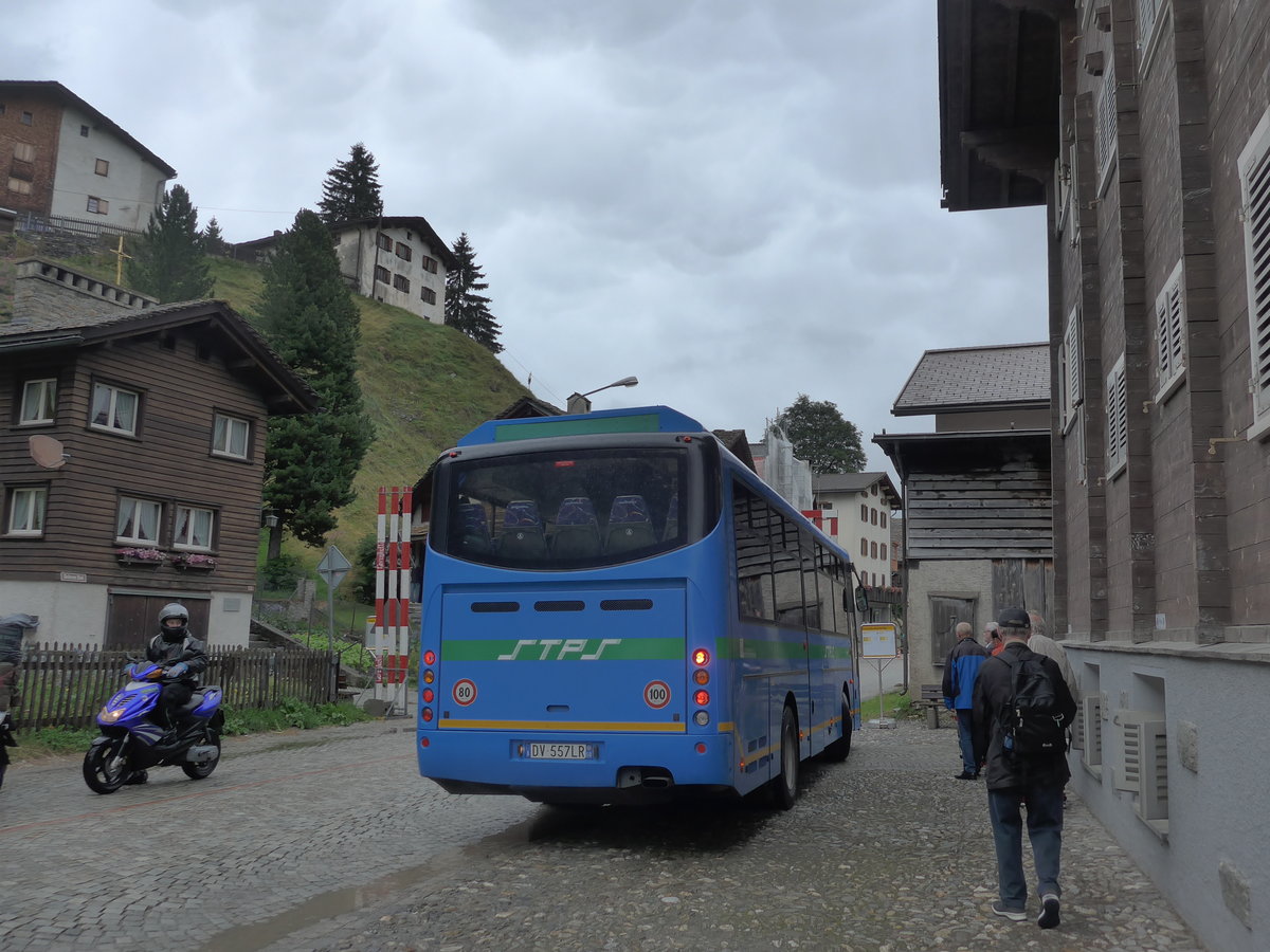 (182'250) - Aus Italien: STPS Sondrio - DV-557 LR - Cacciamali am 24. Juli 2017 in Spl�gen, Dorf (prov. Haltestelle)