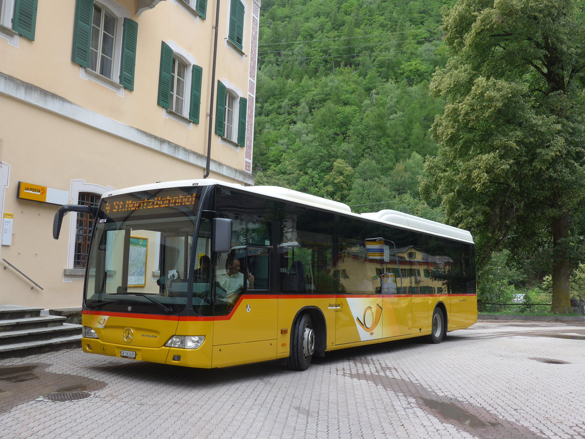 (182'283) - PostAuto Graub�nden - GR 163'695 - Mercedes am 24. Juli 2017 in Promontogno, Post