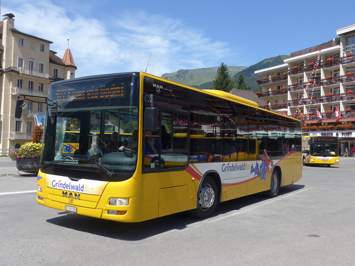 (182'362) - AVG Grindelwald - Nr. 19/BE 363'305 - MAN/G�ppel am 30. Juli 2017 beim Bahnhof Grindelwald