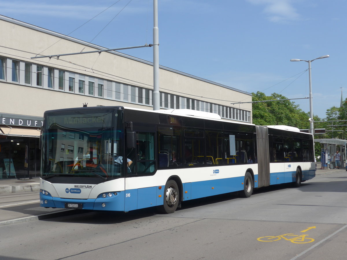(182'668) - VBZ Z�rich - Nr. 516/ZH 726'516 - Neoplan am 3. August 2017 in Z�rich, Schwamendingerplatz