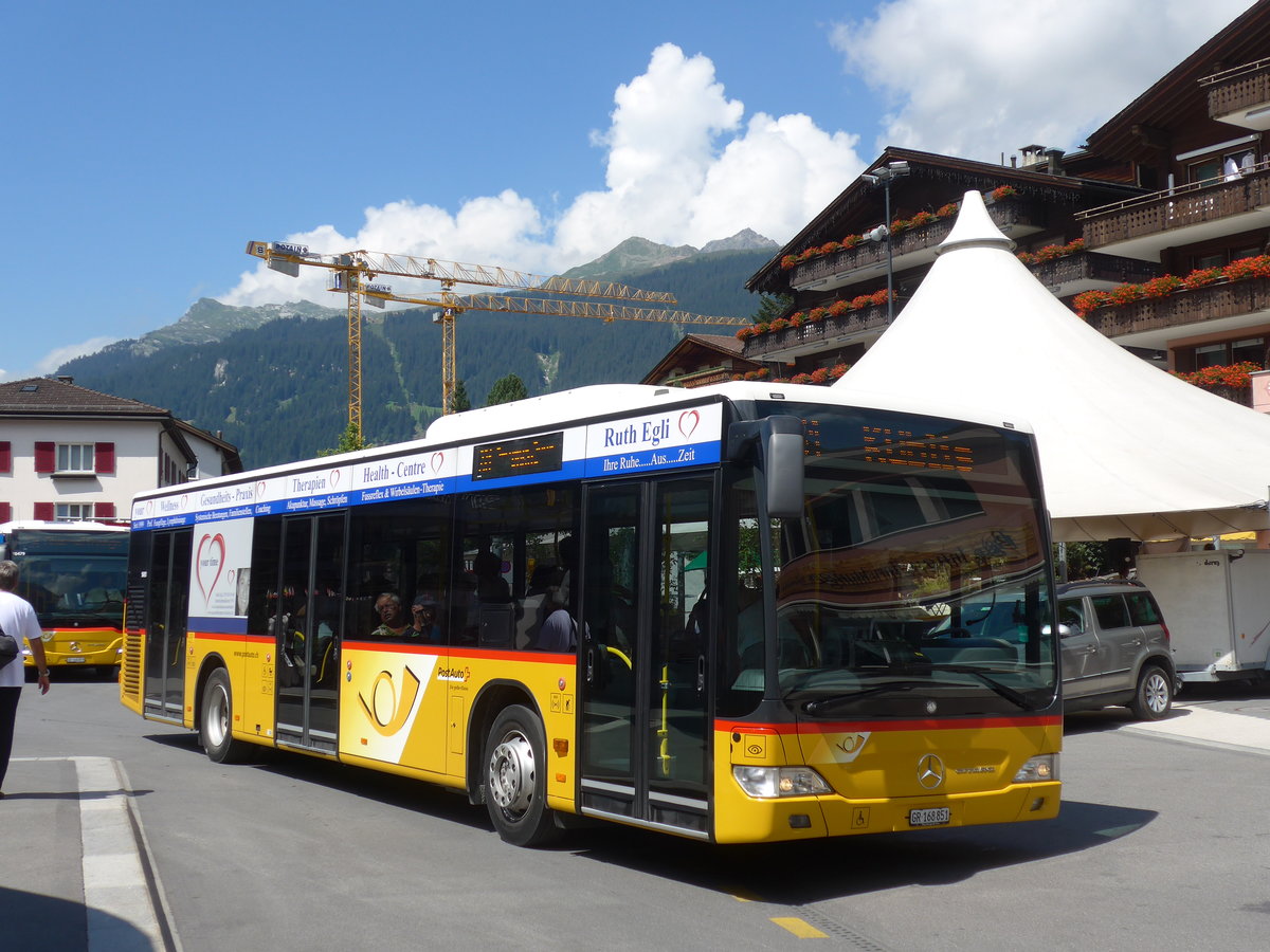 (182'774) - PostAuto Graub�nden - GR 168'851 - Mercedes am 5. August 2017 beim Bahnhof Klosters