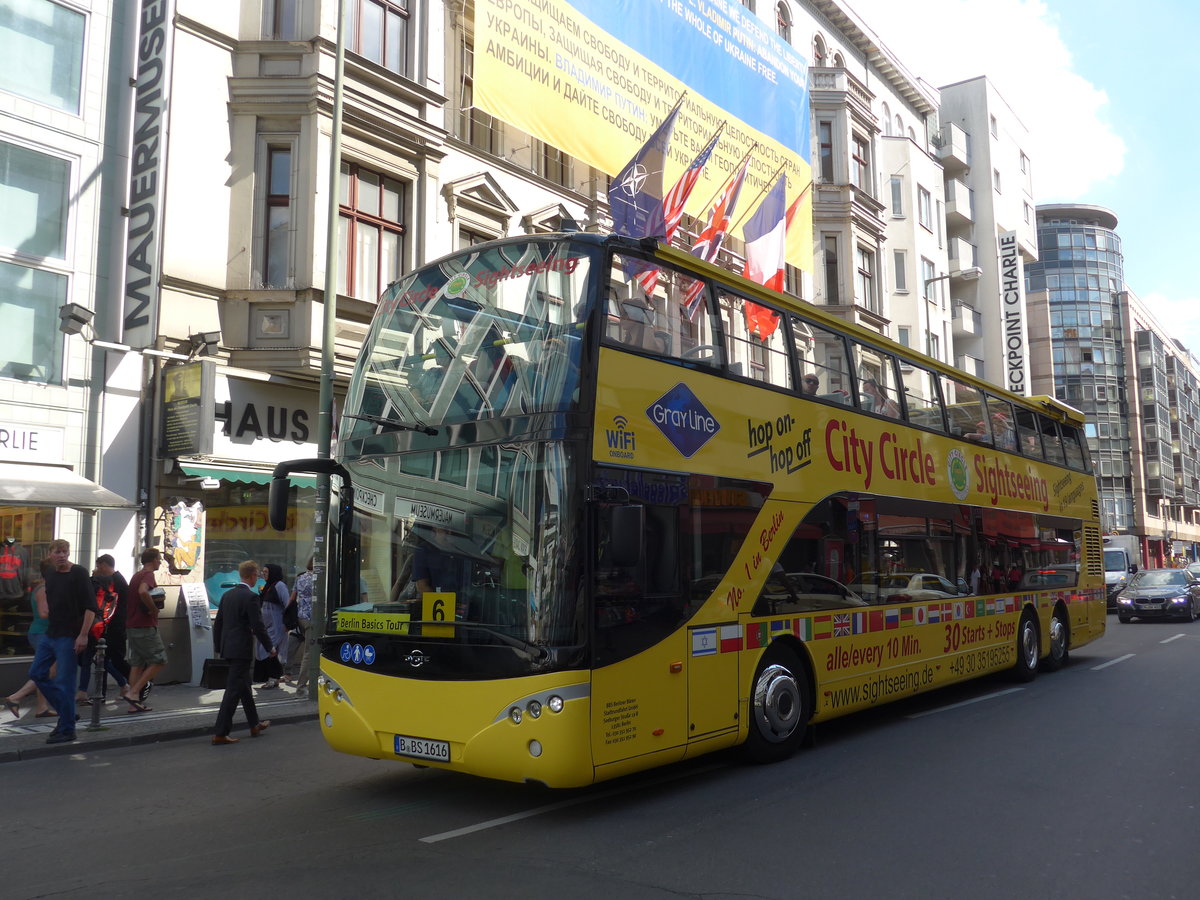 (183'197) - BBS, Berlin - B-BS 1616 - Ayats am 9. August 2017 in Berlin, Checkpoint Charlie