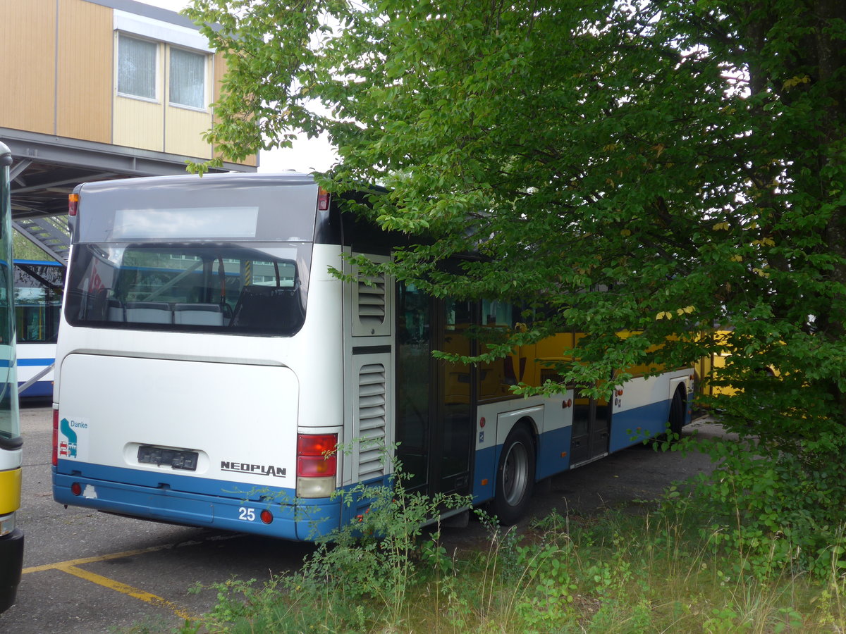 (183'755) - Limmat Bus, Dietikon - Nr. 25 - Neoplan am 20. August 2017 in D�bendorf, EvoBus