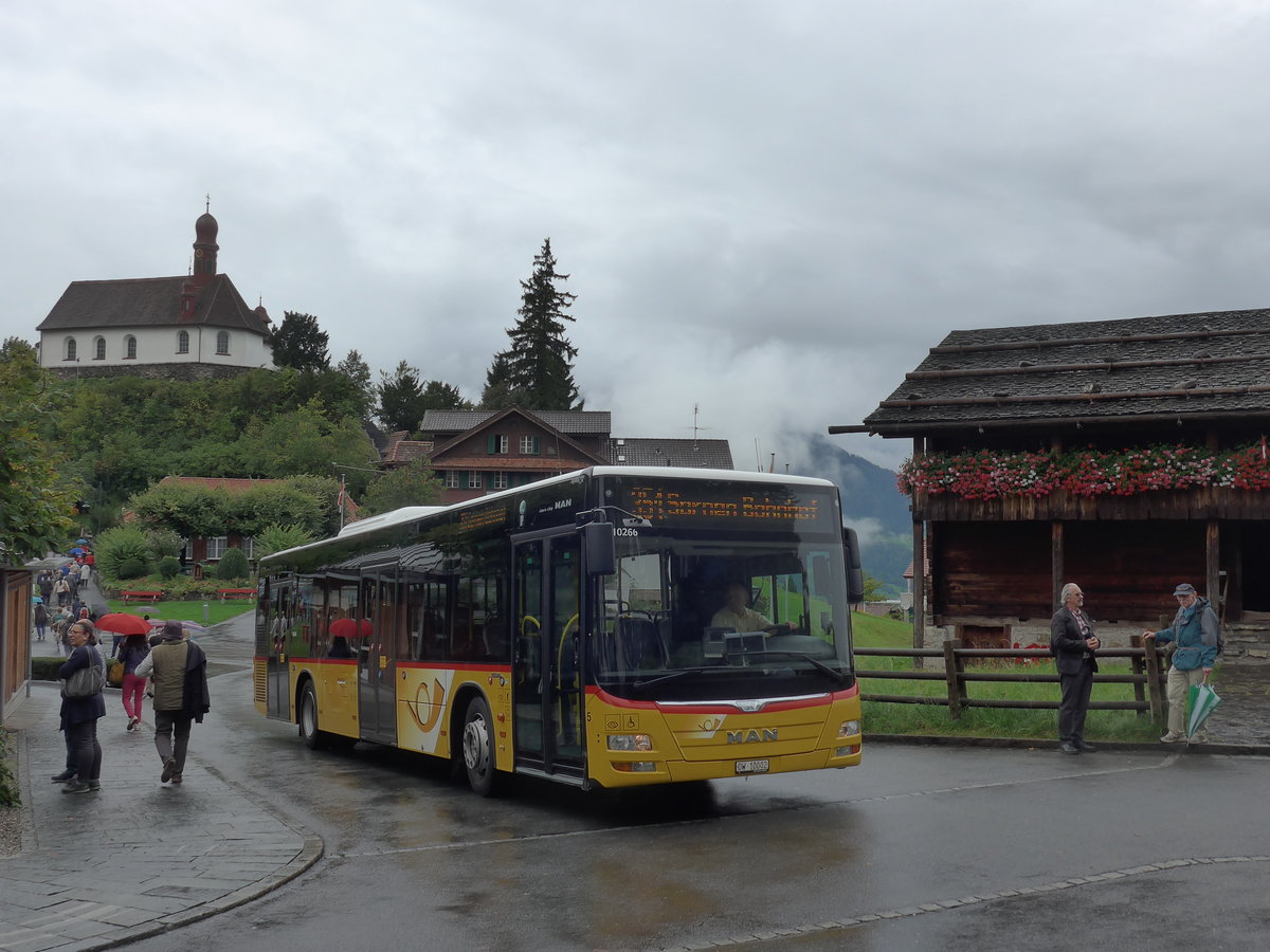 (184'712) - Dillier, Sarnen - Nr. 5/OW 10'002 - MAN am 10. September 2017 in Fl�eli-Ranft, Dorf