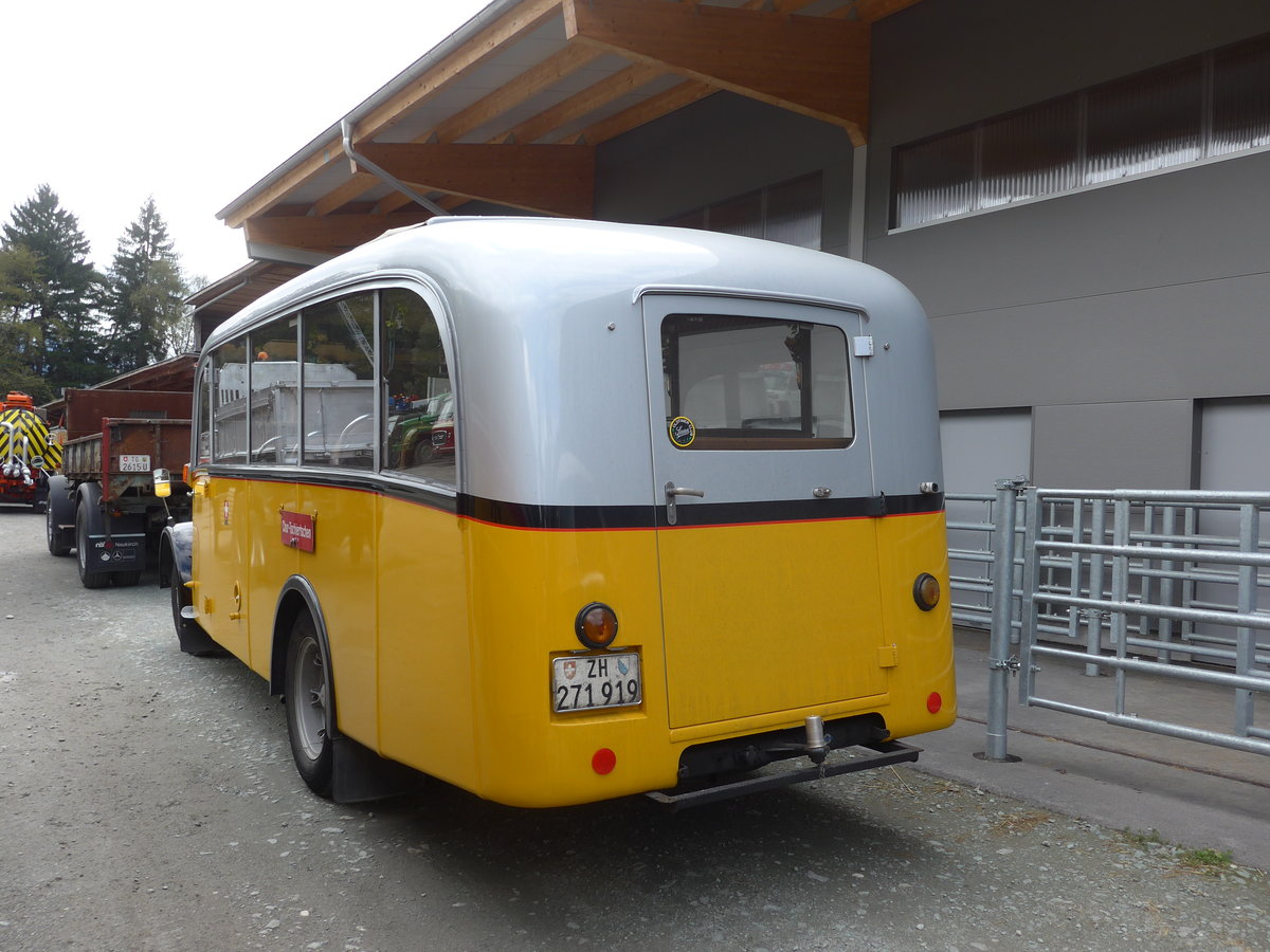 (185'029) - Hurter, M�nchaltdorf - ZH 271'919 - Berna/FHS (ex Volkart, Russikon; ex ASD Aigle; ex P 21'003) am 16. September 2017 in Cazis, B�ndner Arena