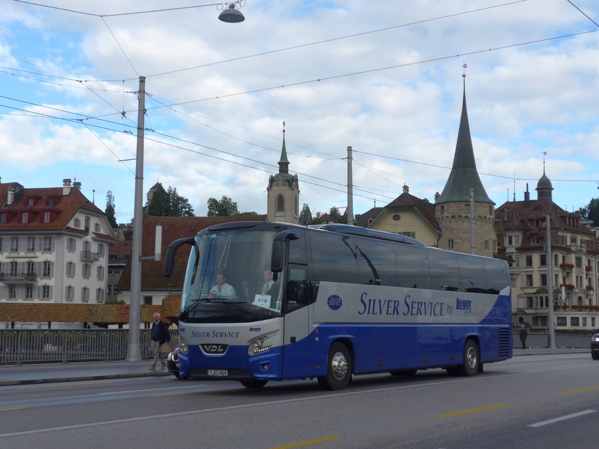 (185'117) - Aus England: Leger, Rotherham - YJ13 HUV - VDL am 18. September 2017 in Luzern, Bahnhofbr�cke