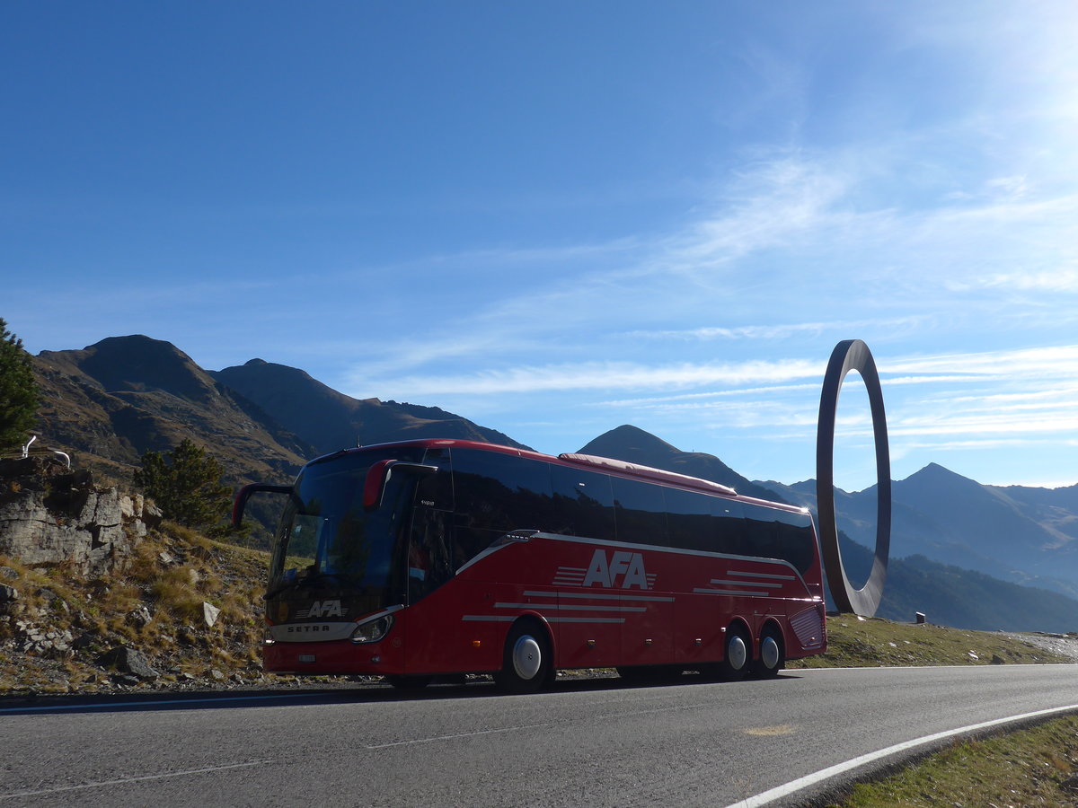 (185'294) - Aus der Schweiz: AFA Adelboden - Nr. 16/BE 21'181 - Setra am 27. September 2017 bei Arcal�s
